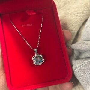 925 Silver Necklace - Elegant Silver Necklace with colourful Gemstone